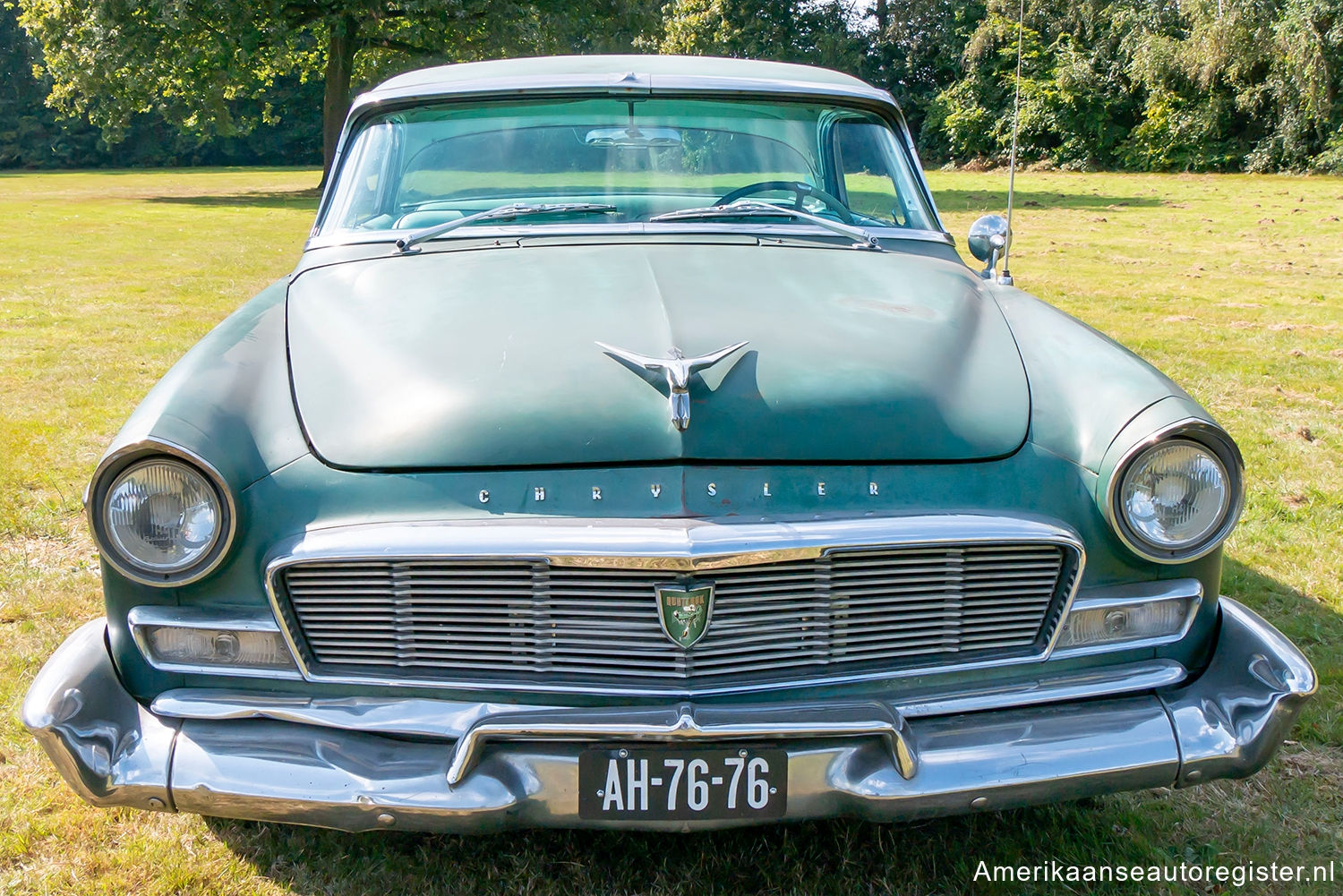 Chrysler New Yorker uit 1956